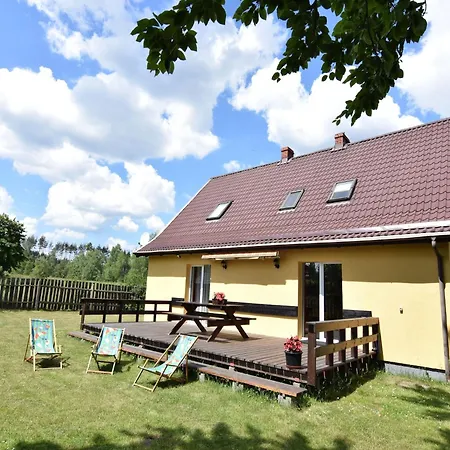 In A Quiet Location By The Mausz In Kashubia Ferienhaus *